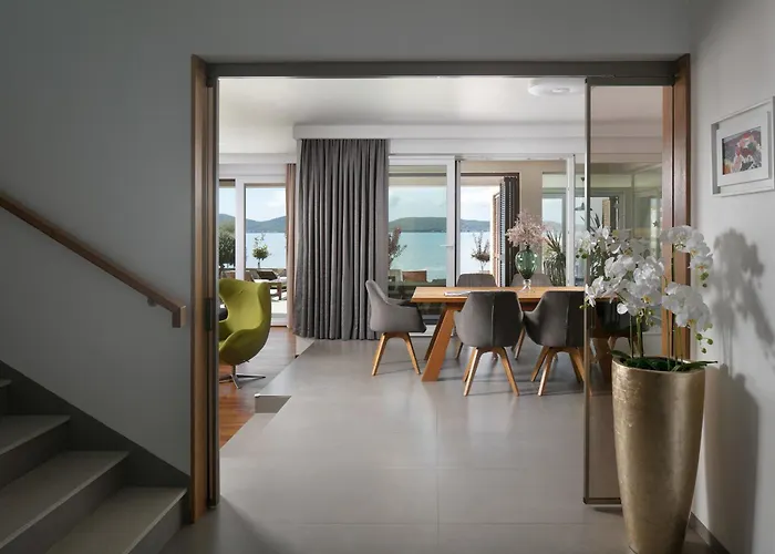 Villa Beautiful Sale *